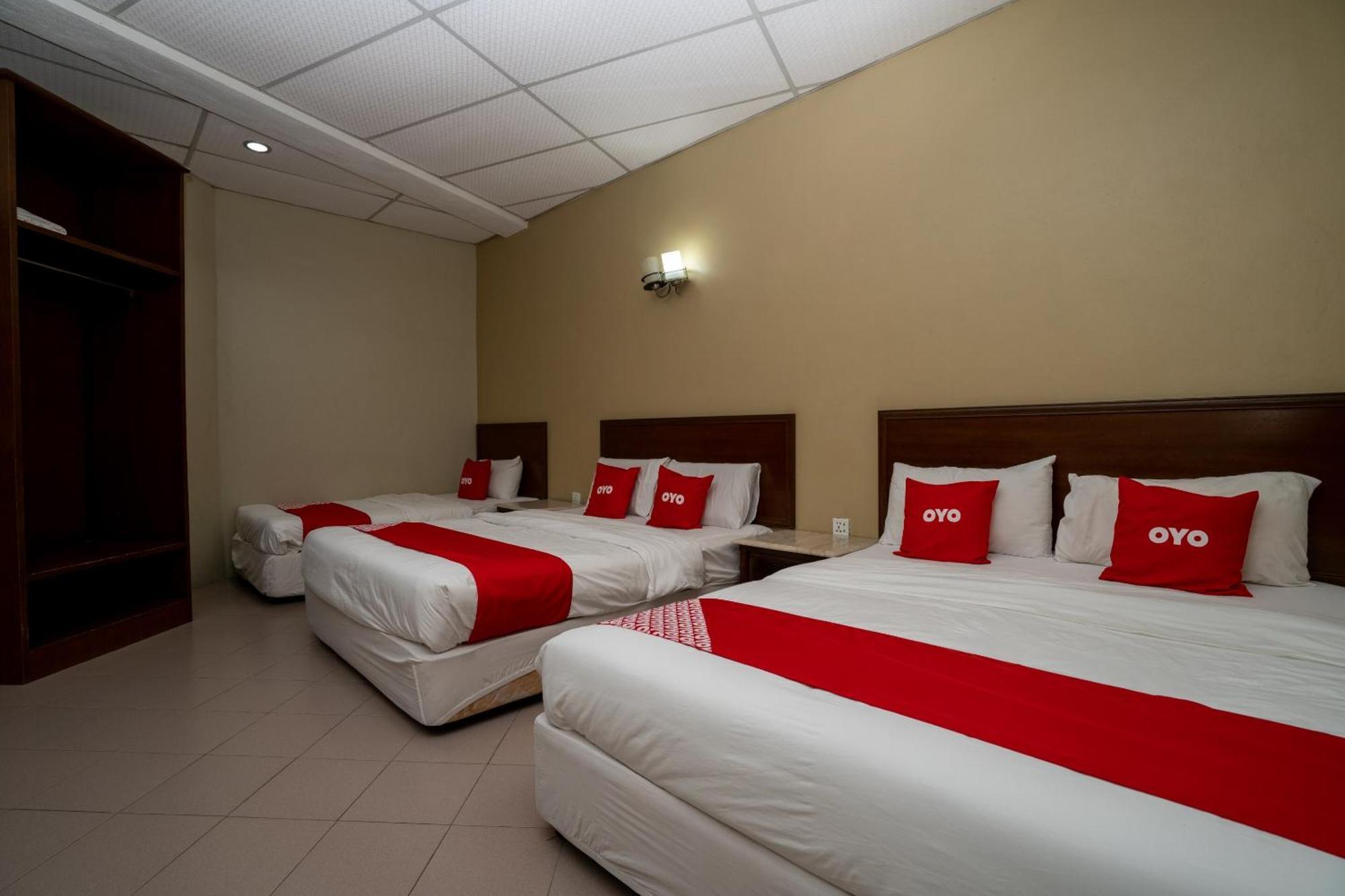 De Clinique Hotel Kampong Pasir Bogak Exterior foto