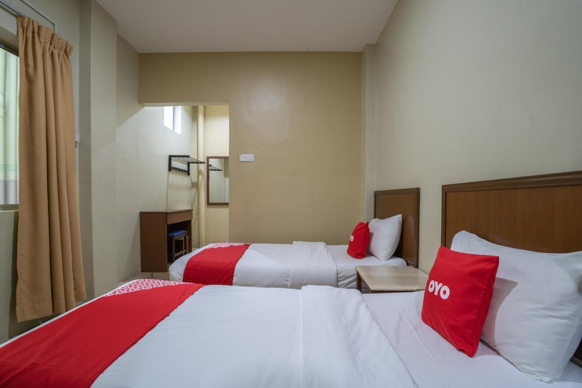 De Clinique Hotel Kampong Pasir Bogak Exterior foto