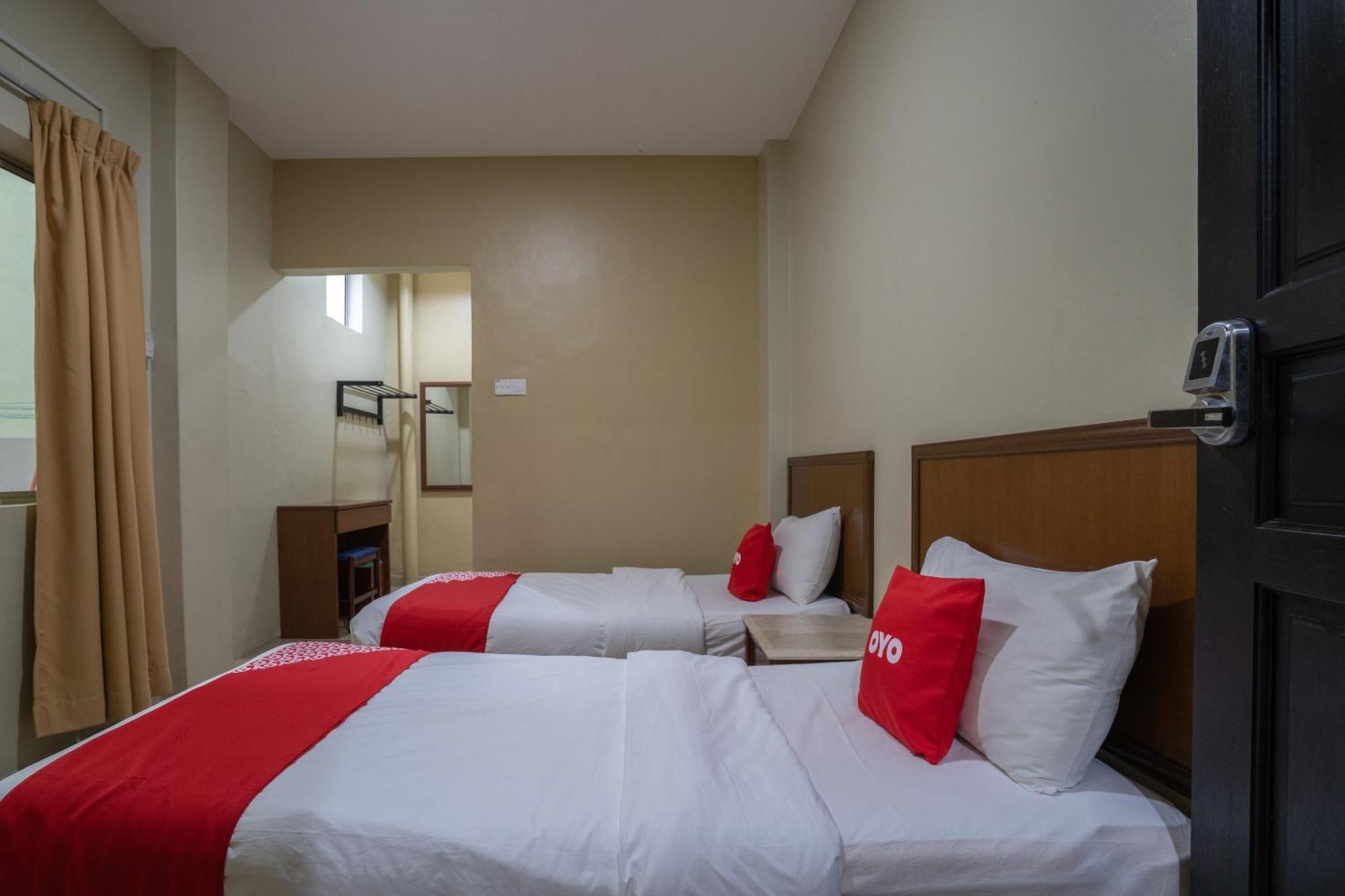 De Clinique Hotel Kampong Pasir Bogak Exterior foto