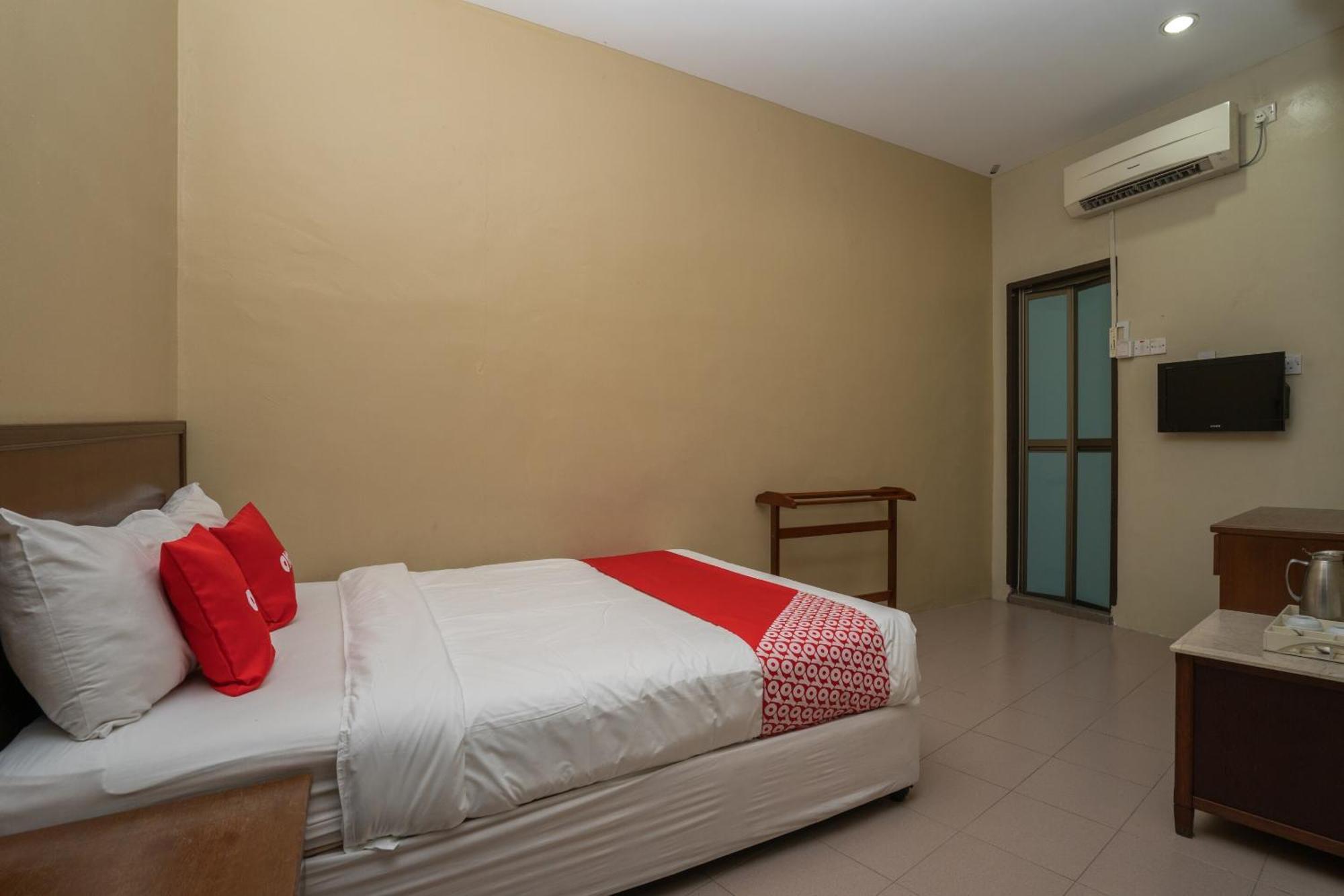 De Clinique Hotel Kampong Pasir Bogak Exterior foto